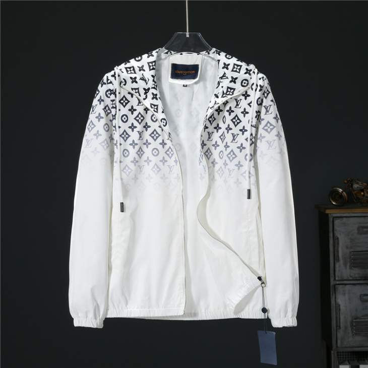 Picture of Louis Vuitton Jackets _SKULVM-3XL3cr6610531943